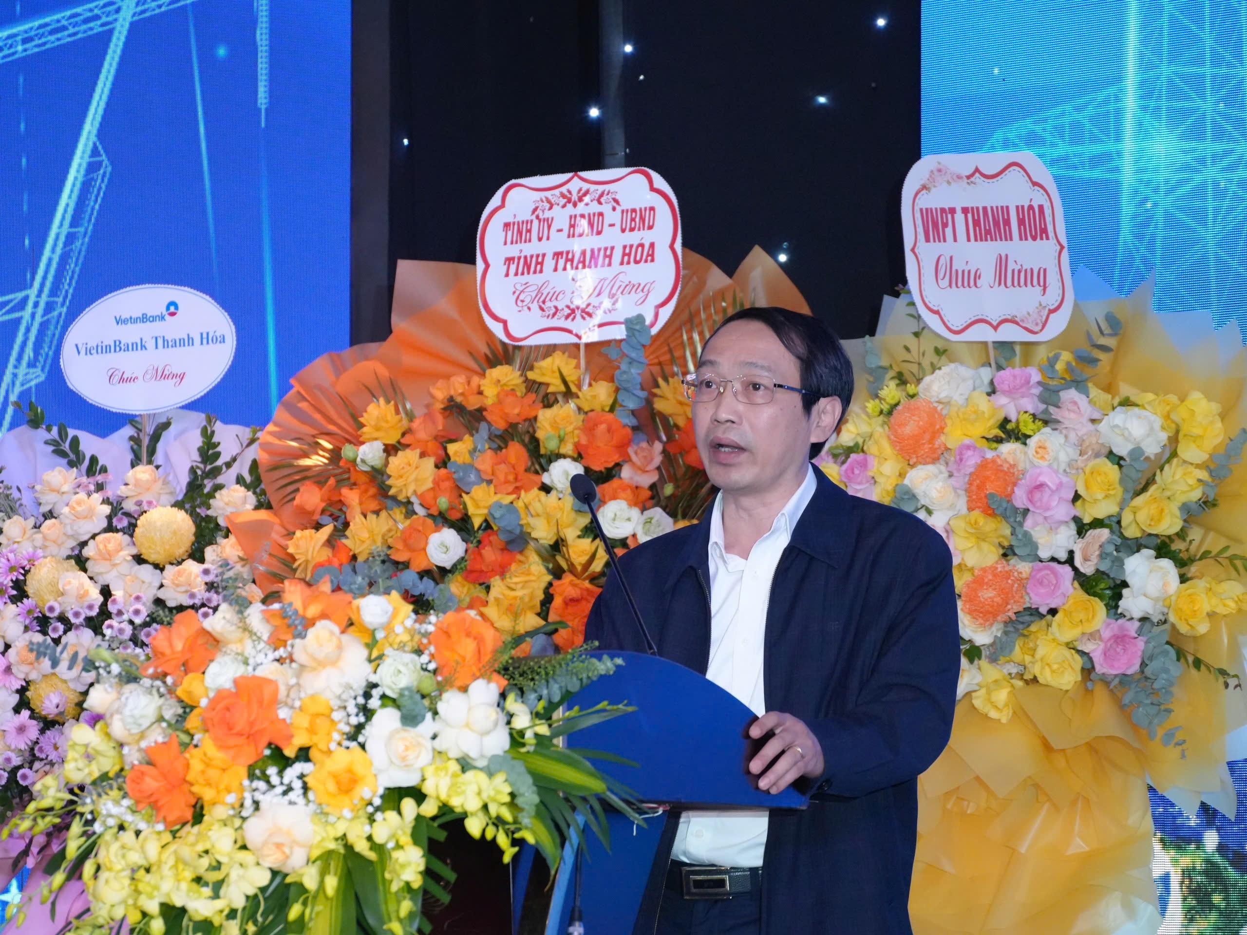 fdc39d3b46adcaf393bc