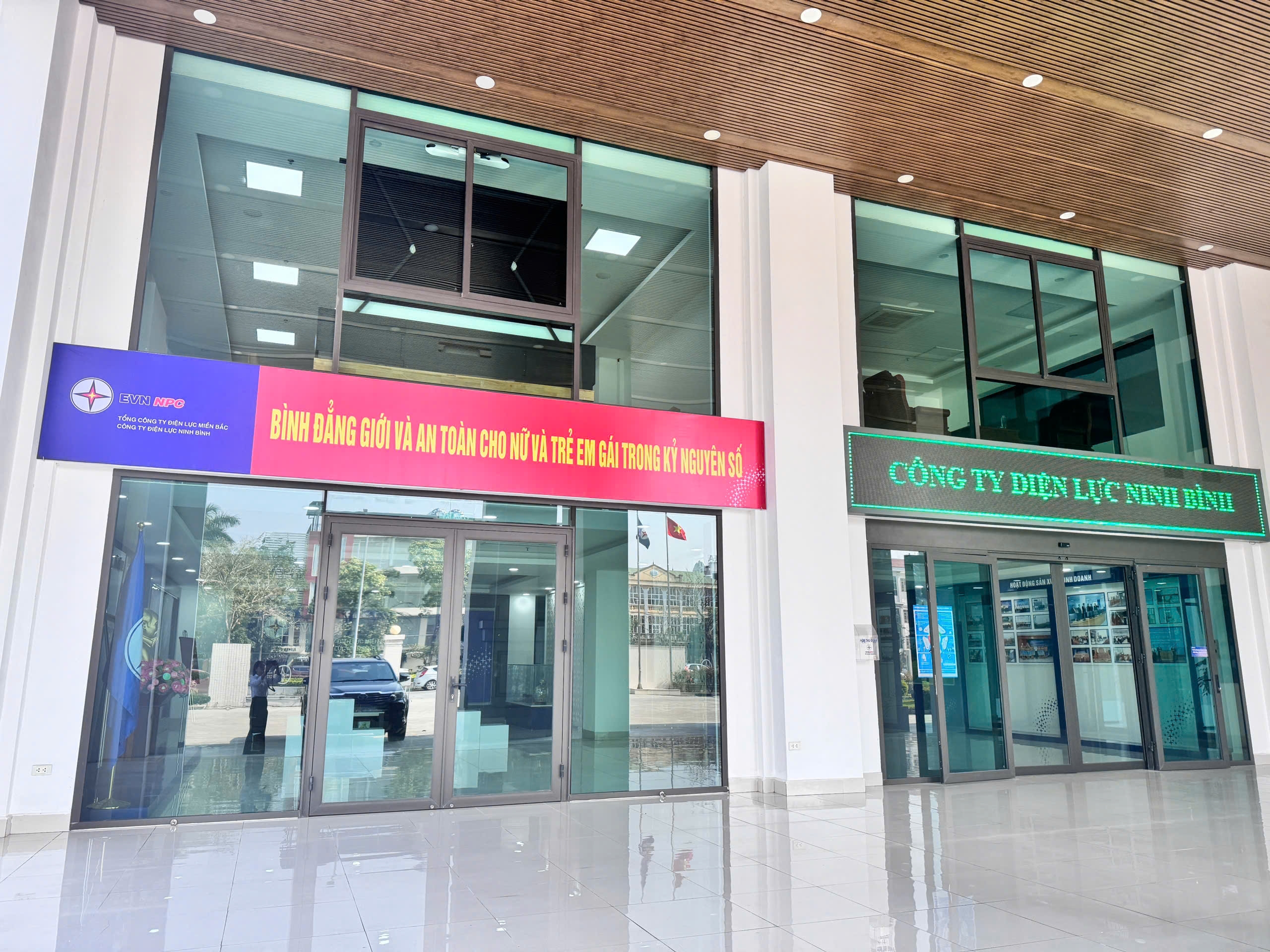 z7256255245039_55a712189be8382aae28732f1b7a55ca