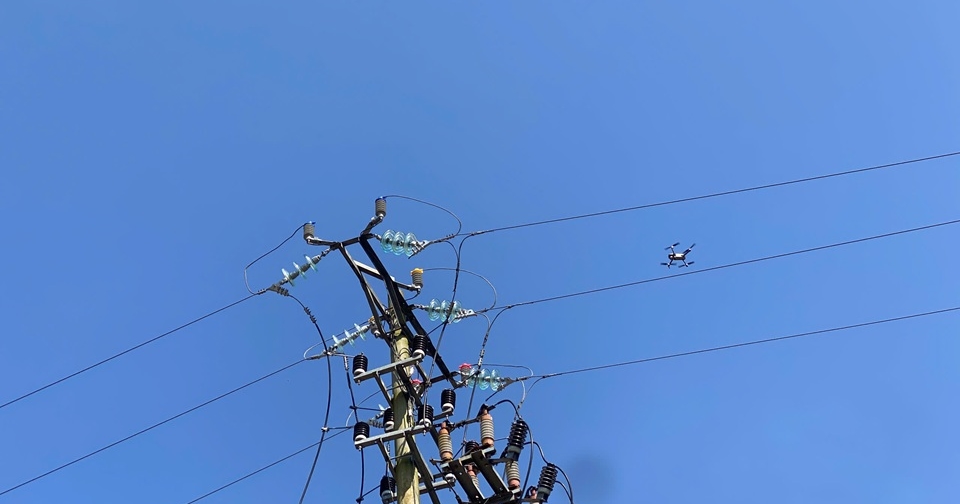 Đội quản lý Điện lực khu vực Mai Châu - Công ty Điện lực Phú Thọ chủ động đổi mới vận hành lưới điện thông minh