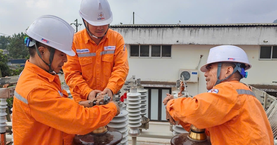 Xí nghiệp lưới điện cao thế Sơn La: Nâng công suất MBA T1, T2 tại Trạm biến áp 110kV Mộc Châu