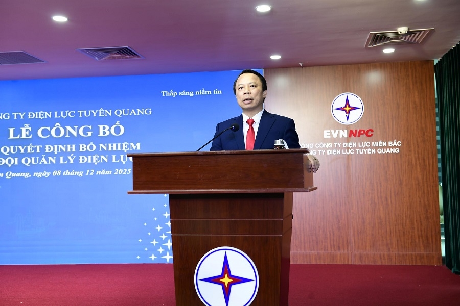 QĐ bo nhiem doi truong 1