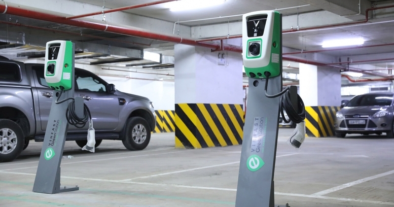 Bổ sung quy định riêng về giá điện cho xe sạc điện