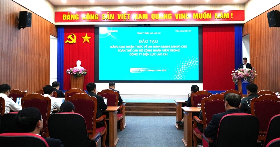 Công ty Điện lực Lào Cai tổ chức đào tạo nâng cao nhận thức về An ninh mạng và An toàn thông tin cho toàn thể CBCNV
