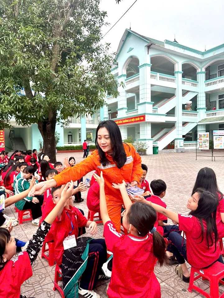 z7319700255530_f016df99a7ecad27f9f5d1ebc02a24d0