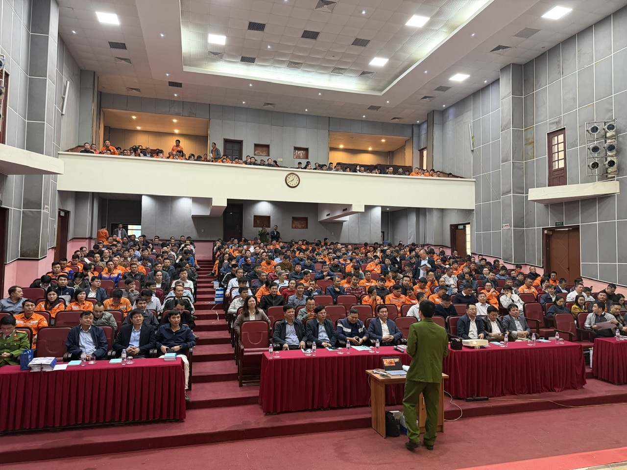 8bb66697578bd8d5819a6