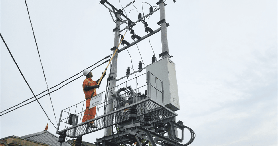 Đội quản lý điện lực khu vực Thái Thụy - Công ty Điện lực Hưng Yên nỗ lực cung cấp điện an toàn, ổn định phục vụ nhân dân