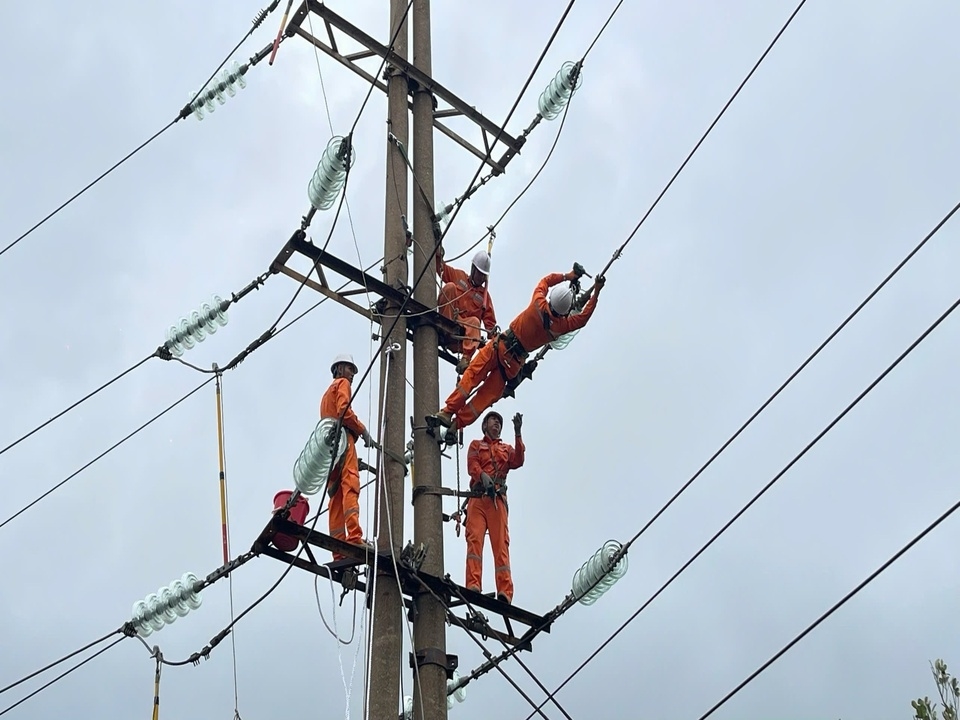 z7389089385461_e93d8f2e21b4f4bb6044a8be3ee38e4b