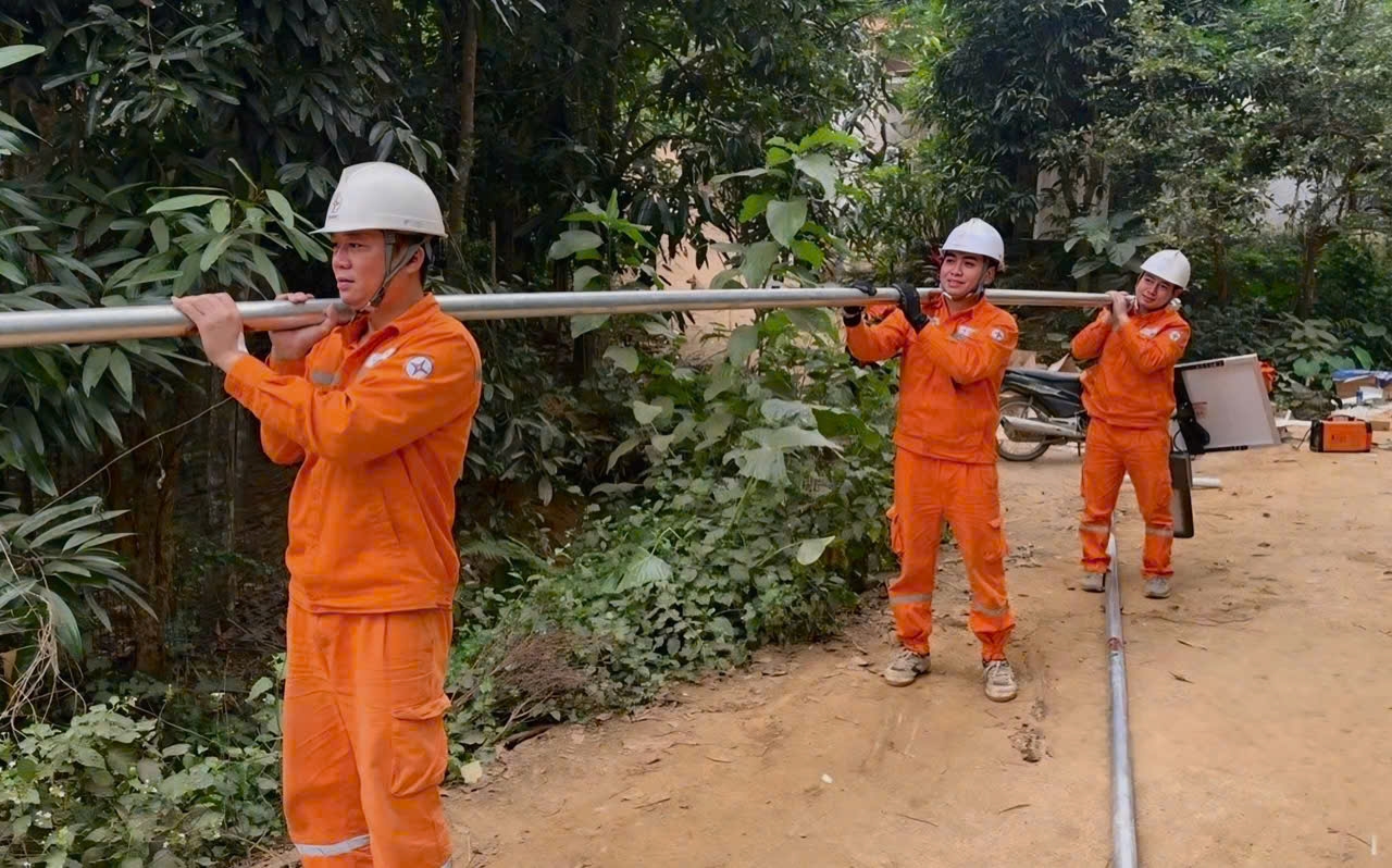 z7390380358560_70443f685de8ae8eeeec19878289732c