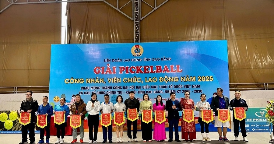 Công ty Điện lực Cao Bằng đạt thành tích cao tại Giải Pickleball do Liên đoàn Lao động tỉnh tổ chức