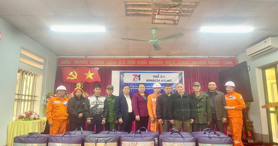 Công ty Điện lực Tuyên Quang lan tỏa yêu thương trong Tháng tri ân khách hàng