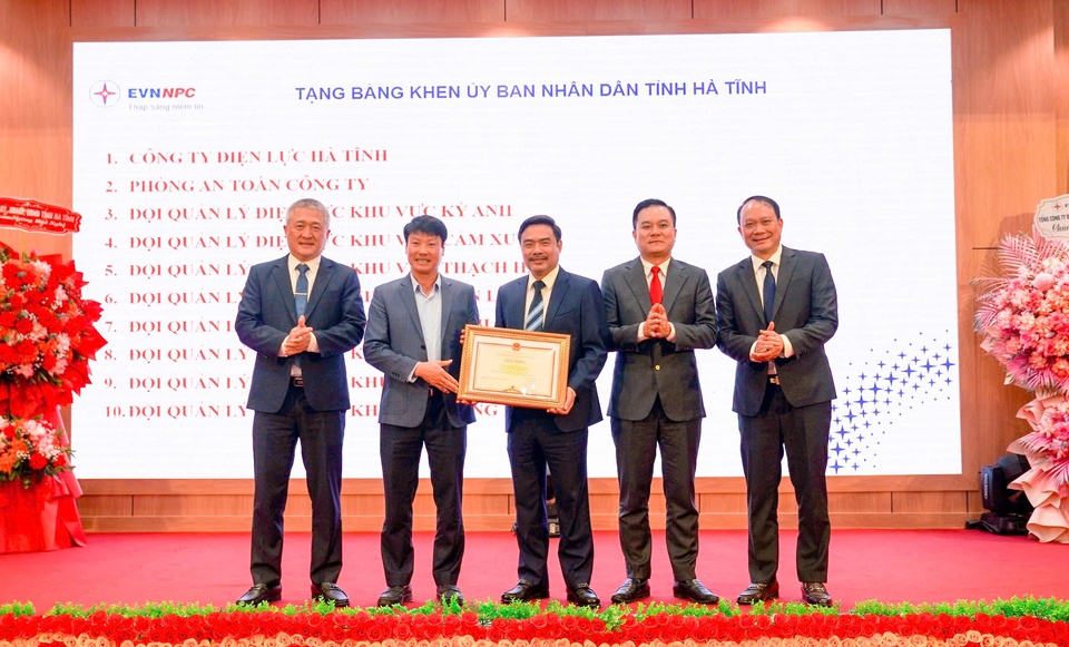 z7433553012944_e56b3f2e7a2f500974f26766fe5caf1c