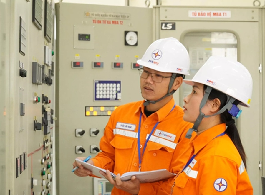 a cong nhan nganh dien