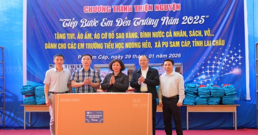 Hội Tài chính Kế toán Tổng công ty Điện lực miền Bắc – Tiếp bước em đến trường tại vùng cao Lai Châu