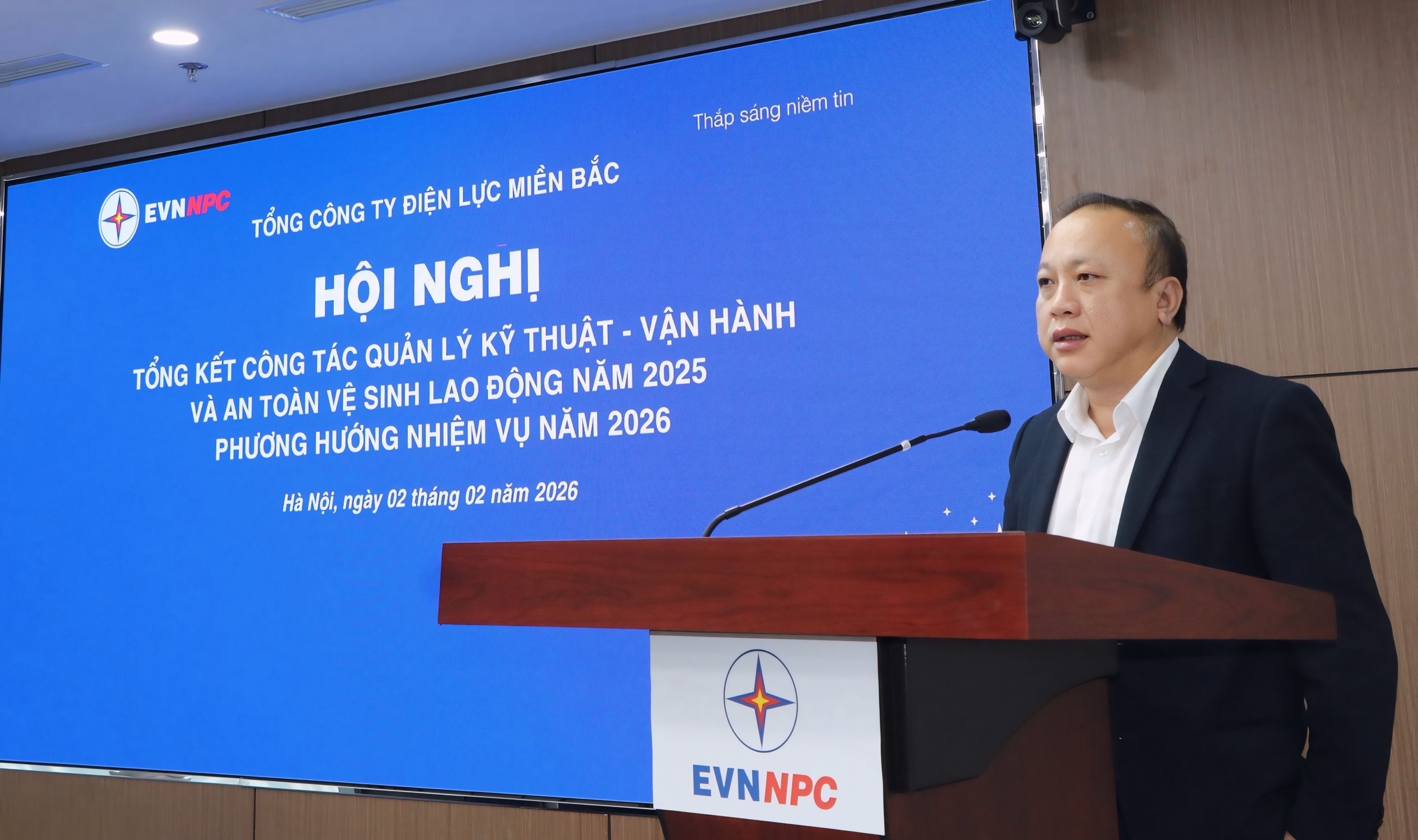 z7494705569234_4bf38c997782c7e303659f53753ab779