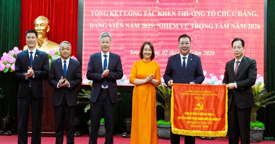 Đảng bộ Công ty Điện lực Sơn La đạt tiêu chuẩn “Hoàn thành xuất sắc nhiệm vụ” tiêu biểu 5 năm (2021-2025)