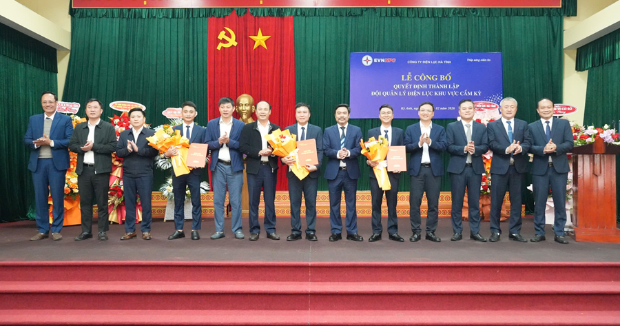 Công ty Điện lực Hà Tĩnh thành lập Đội Quản lý điện lực khu vực Cẩm Kỳ