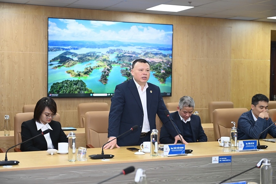 Cong doan TCT tang quan Tet 2