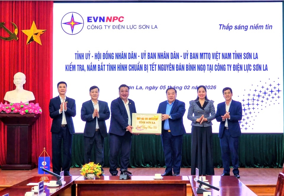 tinhuychucTet050226 (11)