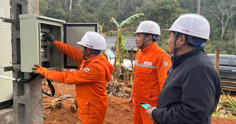 Điện mặt trời – Sưởi ấm Tết vùng khó