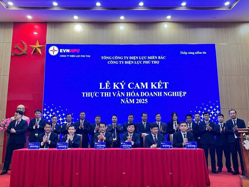 a23edcdd17fc99a2c0ed