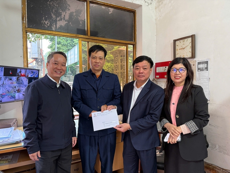 z7475135152817_467ad8513f4fbe90249aa94d9881df4a