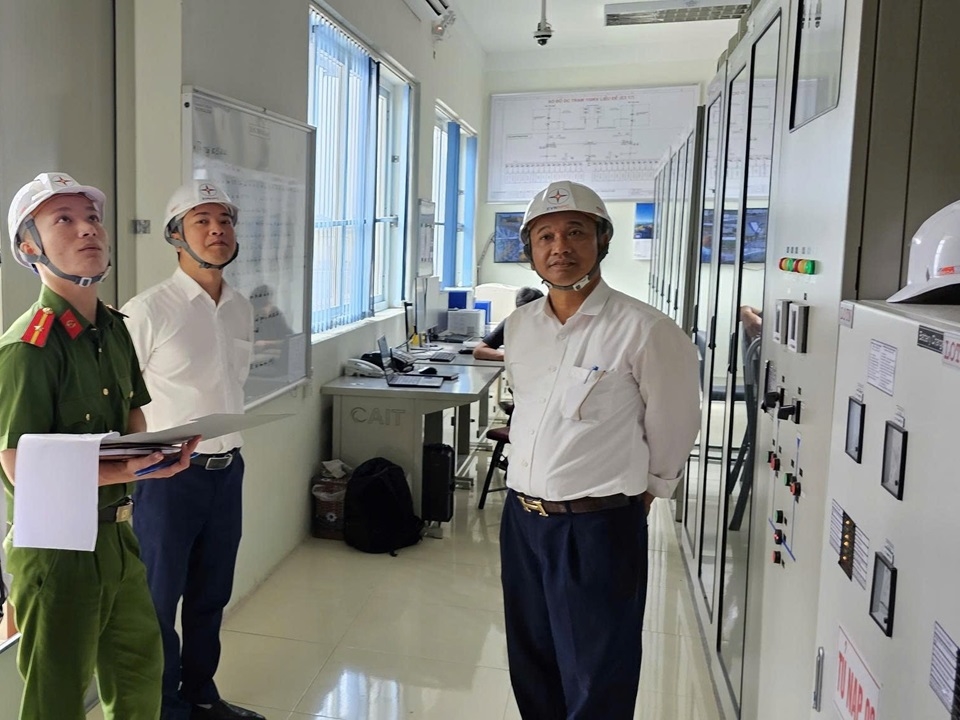 CA kiểm tra trạm 110kV (1)