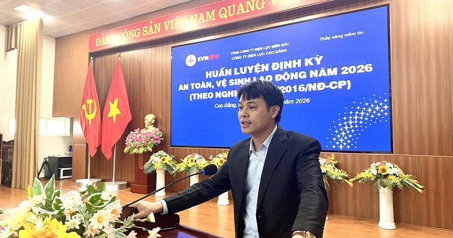 Công ty Điện lực Cao Bằng tổ chức huấn luyện định kỳ an toàn, vệ sinh lao động năm 2026
