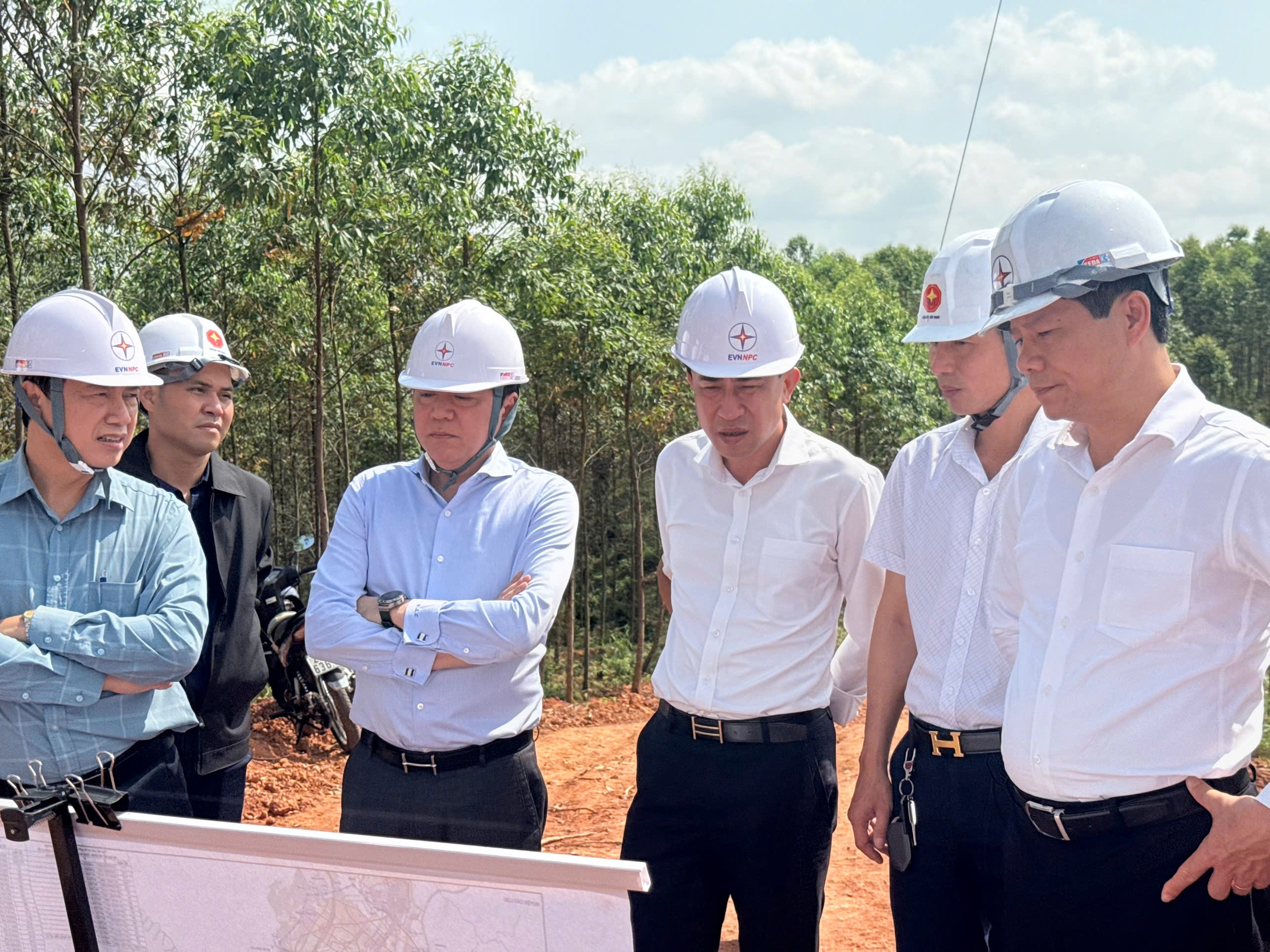 z7579298874734_22598ff9f5460112fdf6689edbe27d75