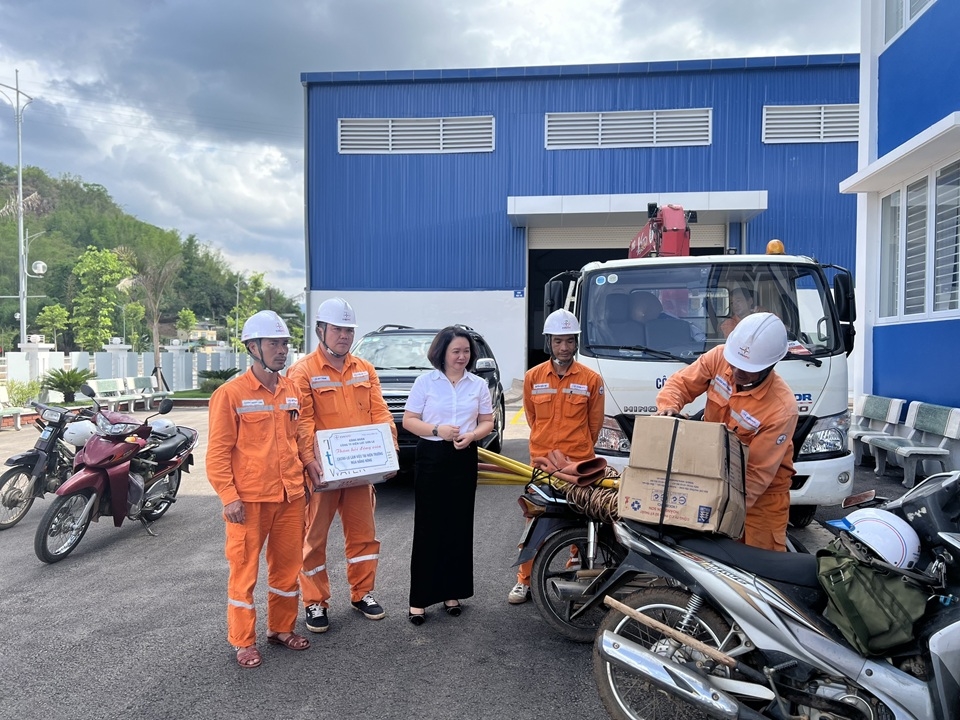 2chiLeThiSongHaothamhoiCBCNV2