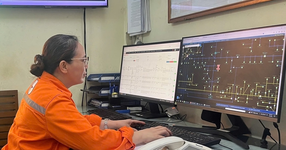 Nét đẹp nữ nhân viên Công ty Điện lực Hưng Yên: Chị Vũ Thị Lệ Thủy – tận tâm với nghề, trọn vẹn với gia đình