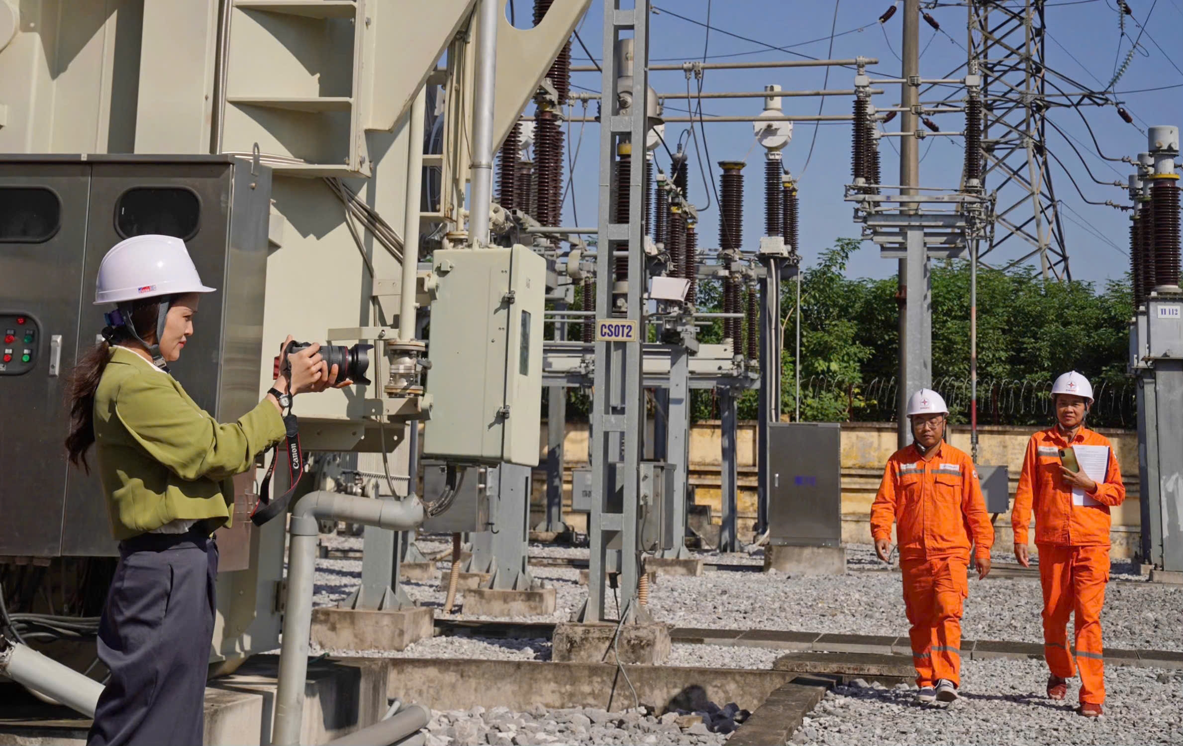 chị huế hưng yên