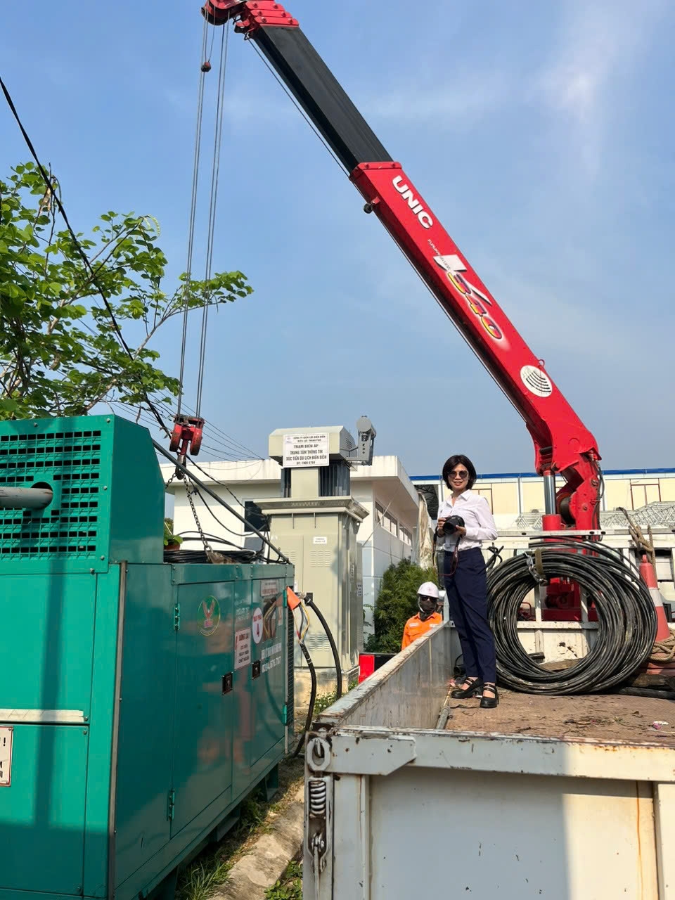 chị huyền điện biên