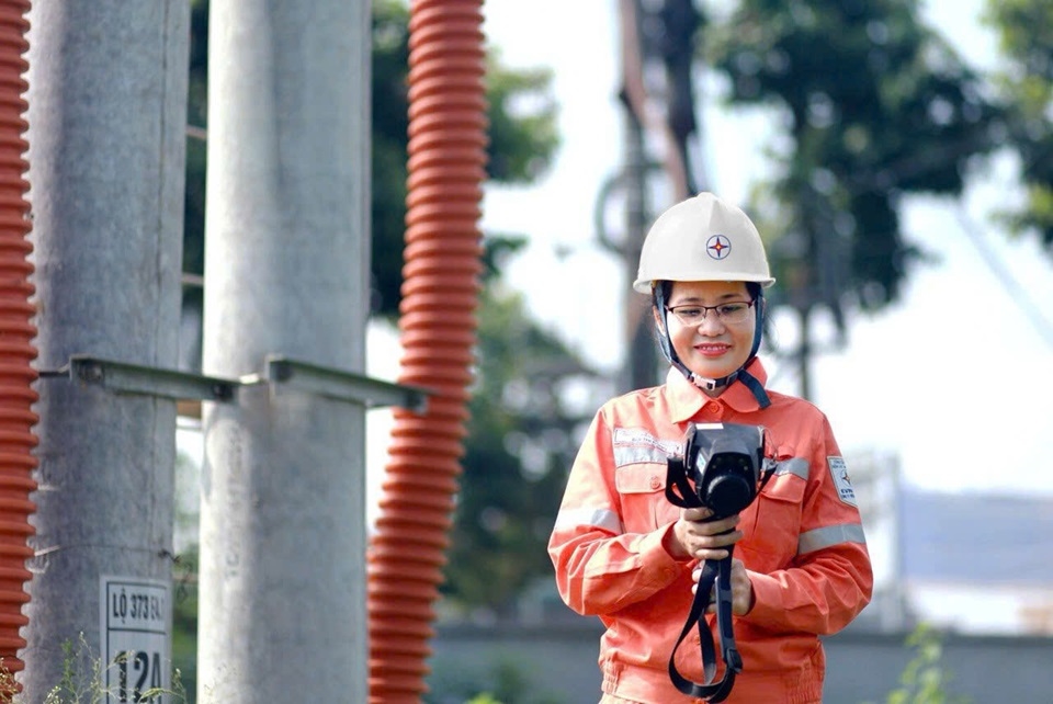 ad7b274cb7b90ee757a8