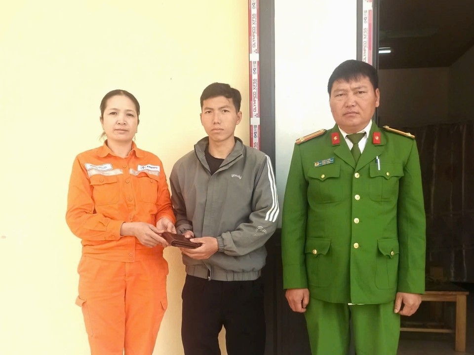 z7608142804012_b8801b31da1032062d557484a39e004c