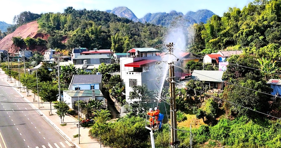 Công ty Điện lực Sơn La viết tiếp “hành trình thắp sáng niềm tin”