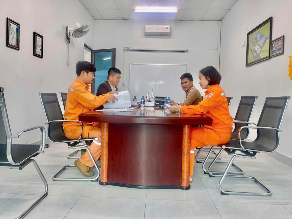 z7628599487758_874a59bc0ad5af5ddb8f70abb2007a42