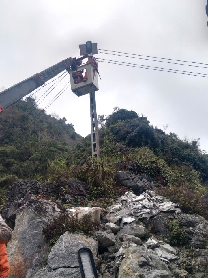 z7631661071791_25bf56505b7ad2823f50d1426c006cc3