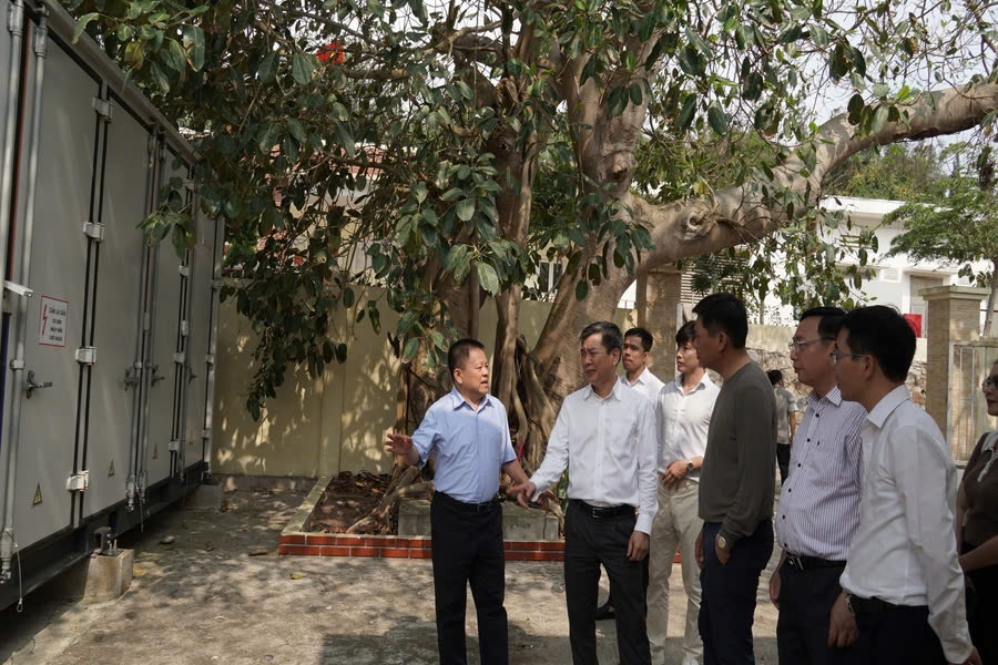 z7649336075444_6655e0b67c0e24f4cff5ce44e7131109