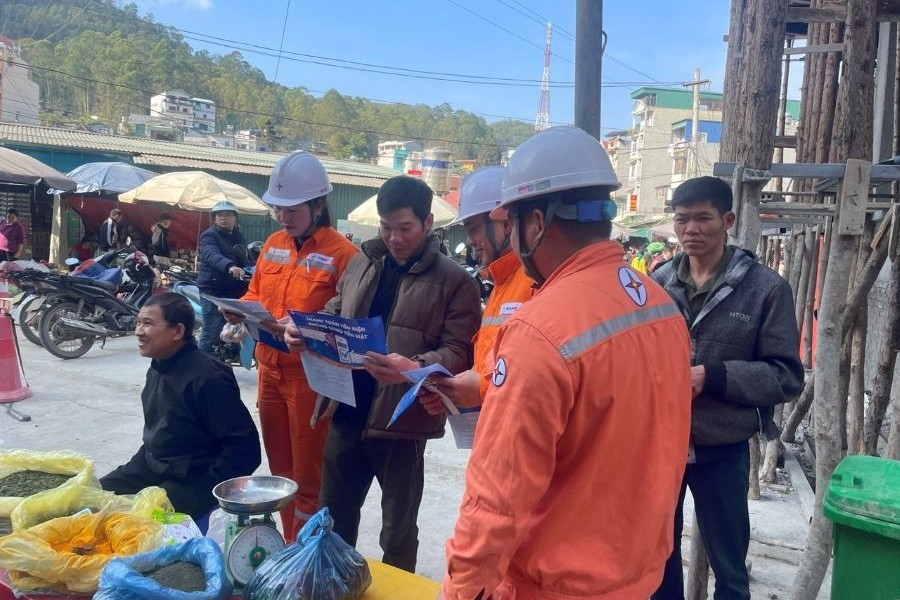 z7650040184850_2967d00d16c8060dd54a5fdd51fb328b