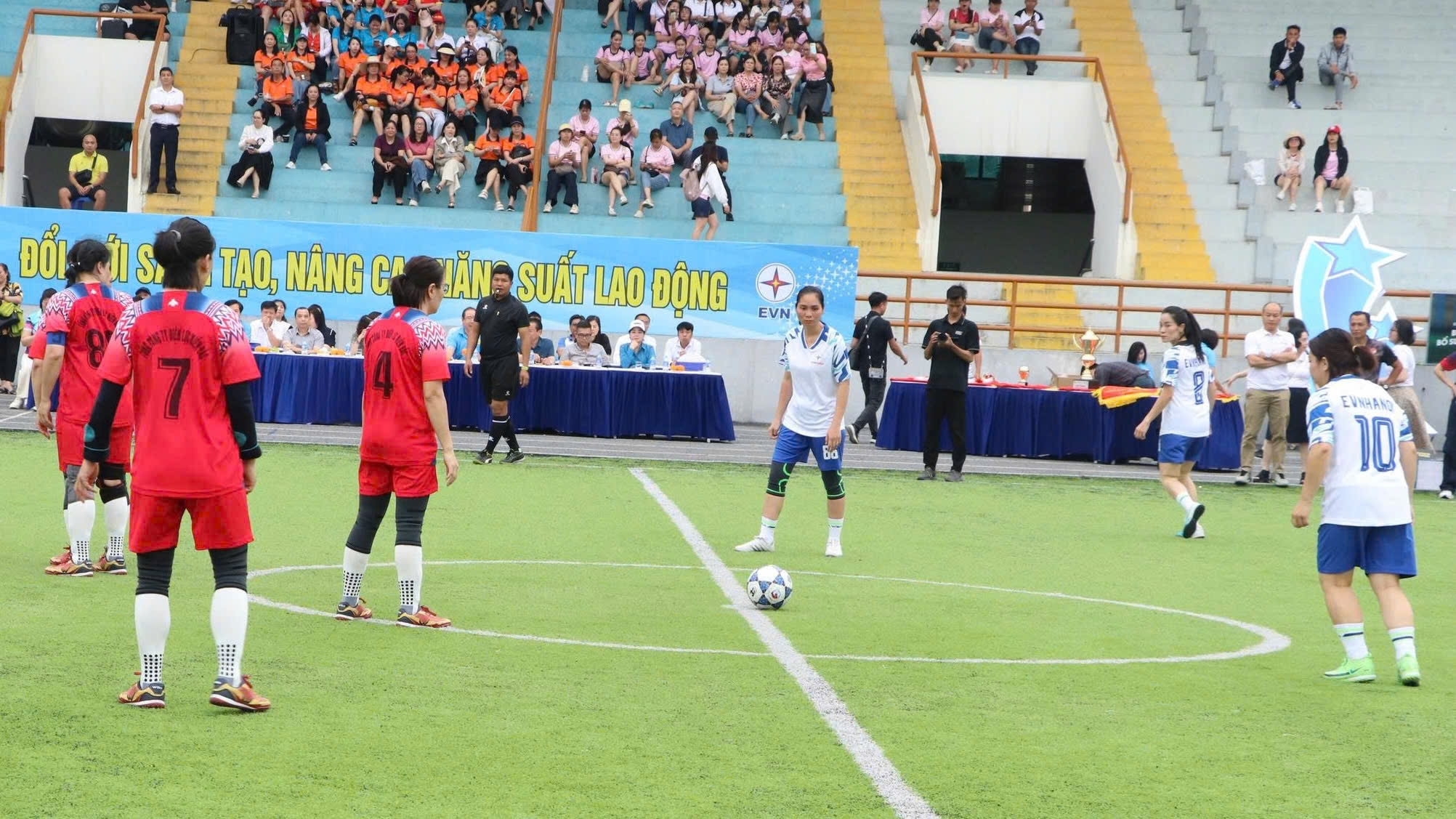 z7665190120190_8f4cd250ae01fa50e752730181c400ec