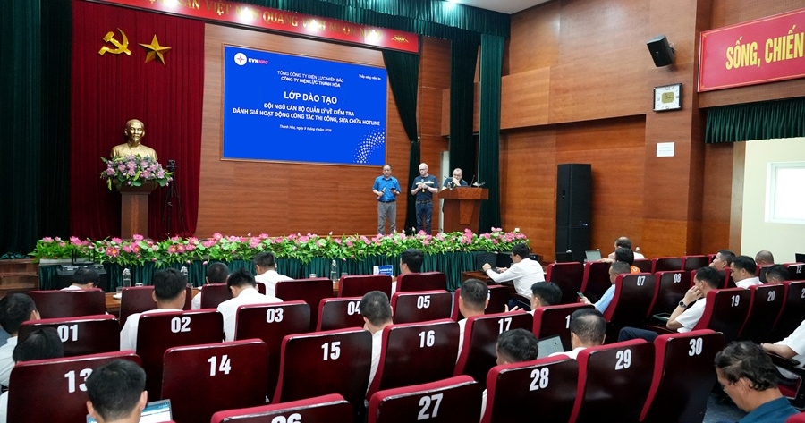 EVNNPC: Chuẩn hóa năng lực quản lý thi công hotline theo thông lệ quốc tế tại Công ty Điện lực Thanh Hóa
