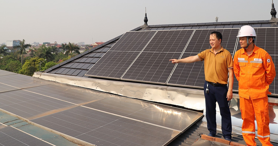 Điện mặt trời áp mái “chia lửa” cho lưới điện Hà Tĩnh mùa cao điểm
