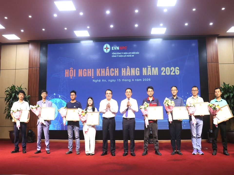 z7731310510520_bd5a71000d89cdb0b71d68cd0de9bf70