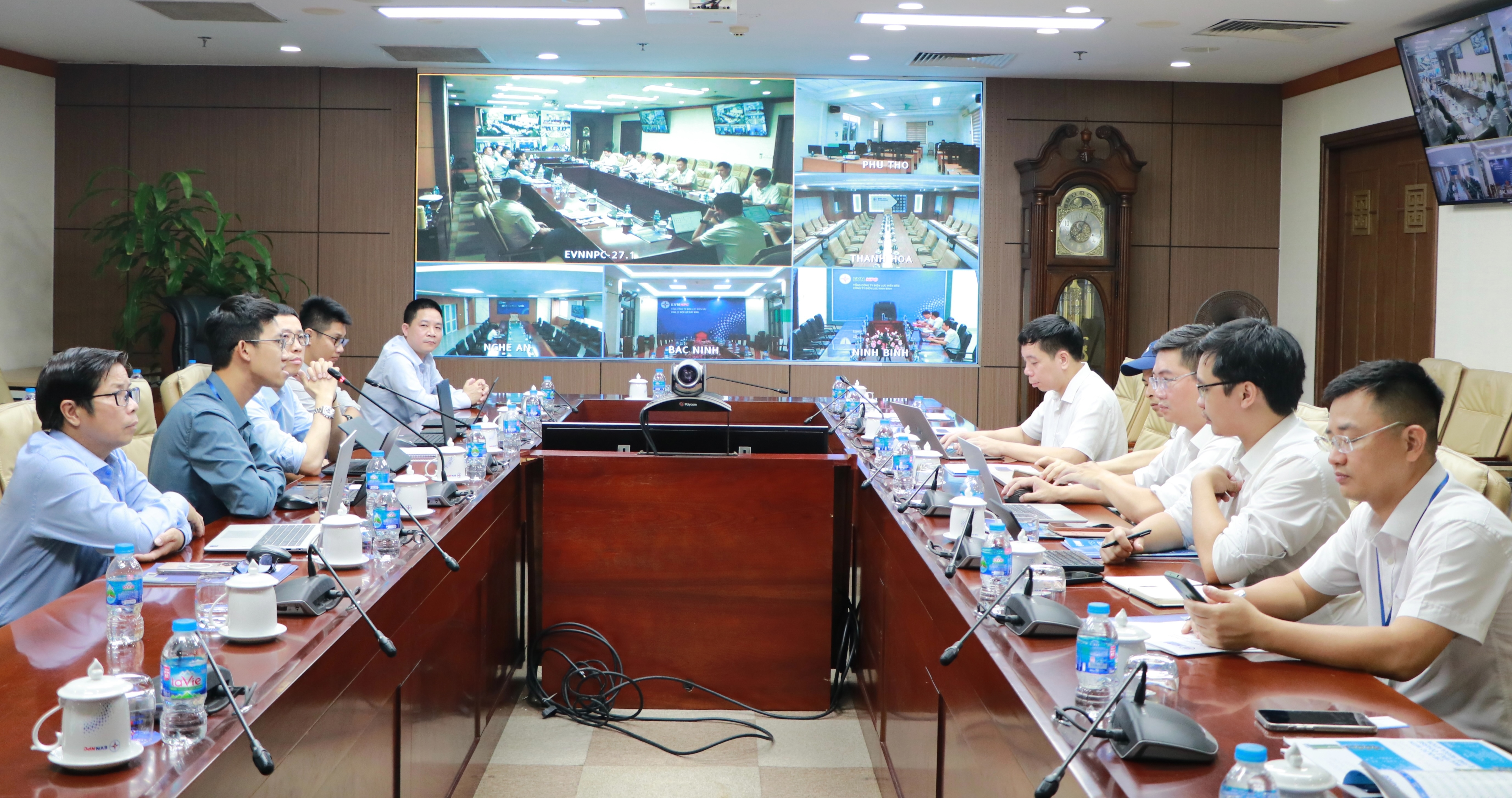 z7734950115669_40f3c450400578129e22e10c1a2c8b75