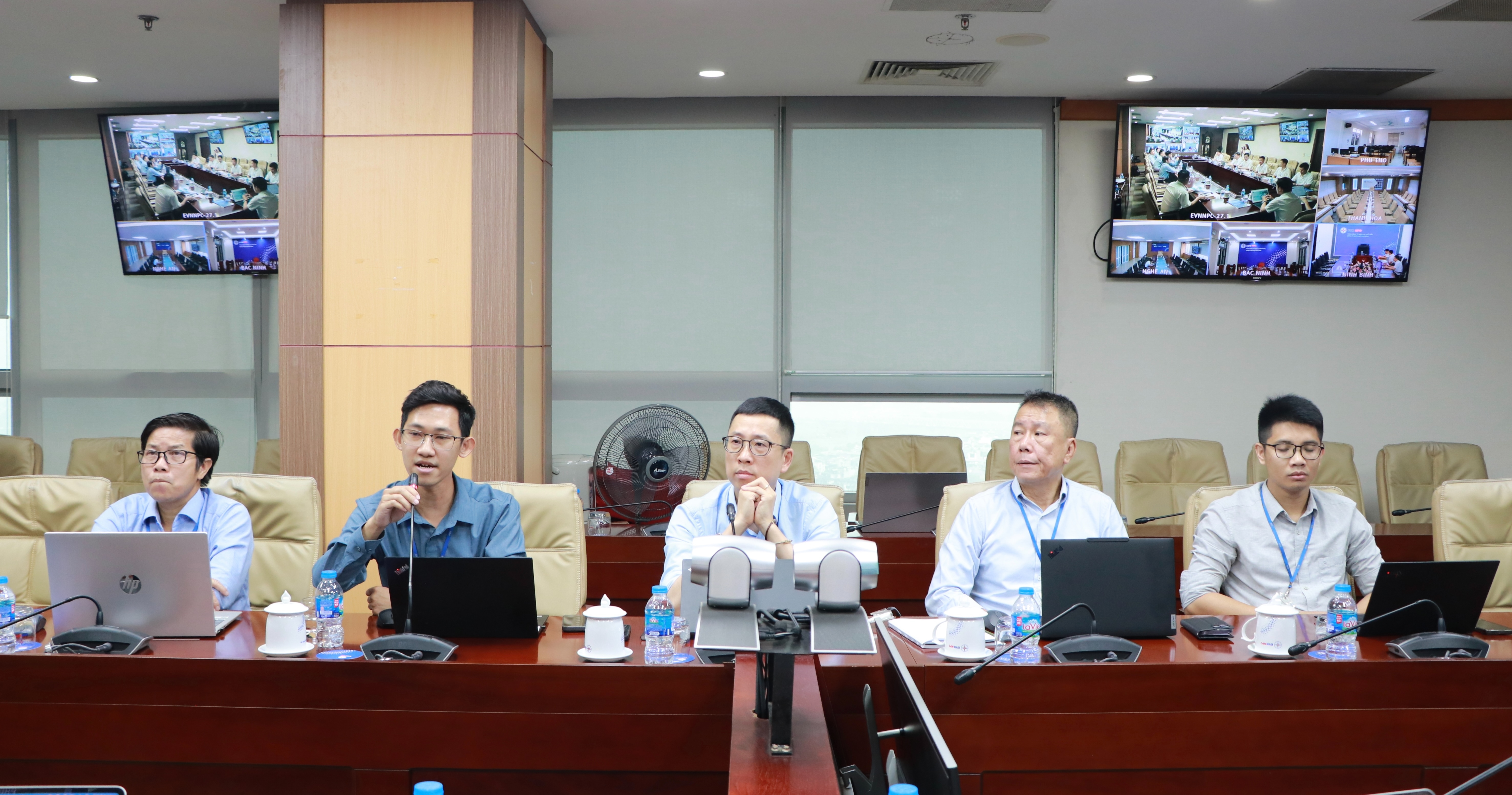 z7734950175703_4228e370c356e7527f601534f995d4c2