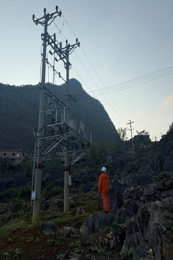 DL Meo Vac noi gia anh sang dia dau 1