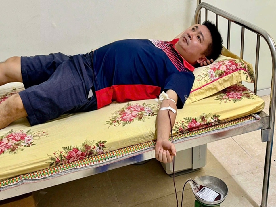 Guonghienmaucuunguoi (2)