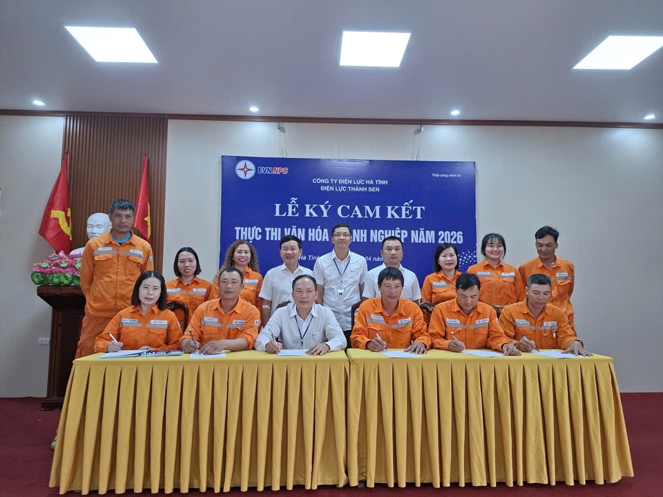 Ảnh 4 bài viết Điện lực Thành Sen cam kết thực hiện VHDN  năm 2026
