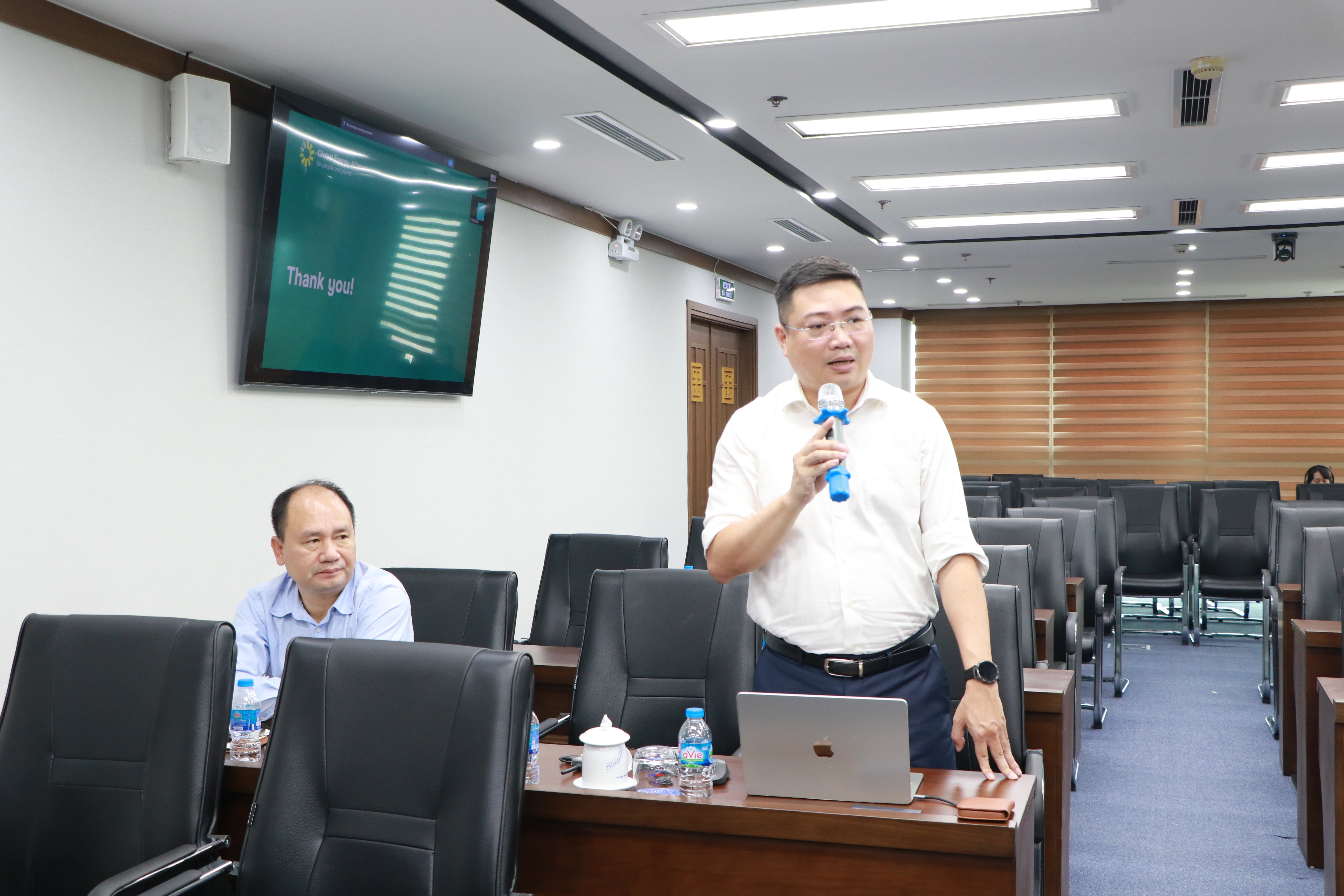 z7751732237288_67ff36484aa368a87b86b936f95a7b6f