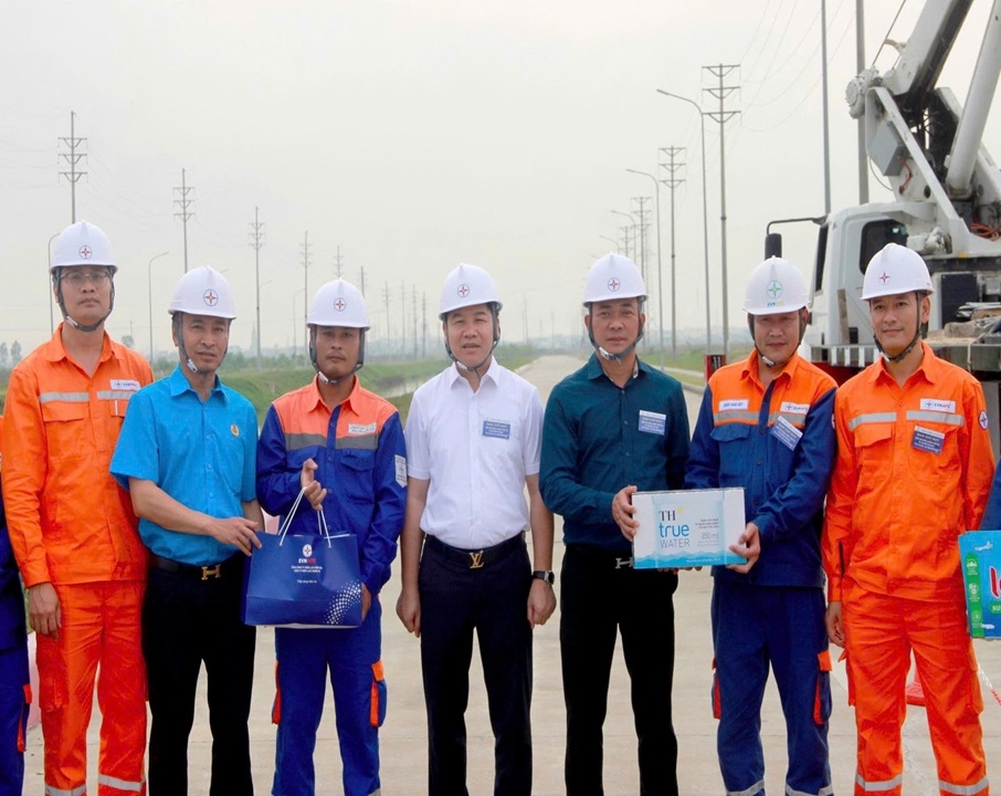 z7759749680230_b7ebd94c0cefda75f591b970fece4ba2